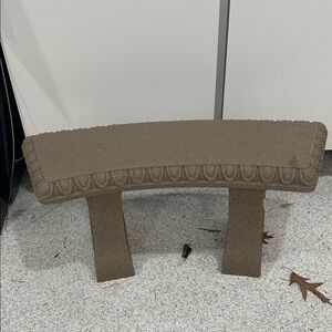 Brown Curved Garden Bench - Sturdy Outdoor Accent
